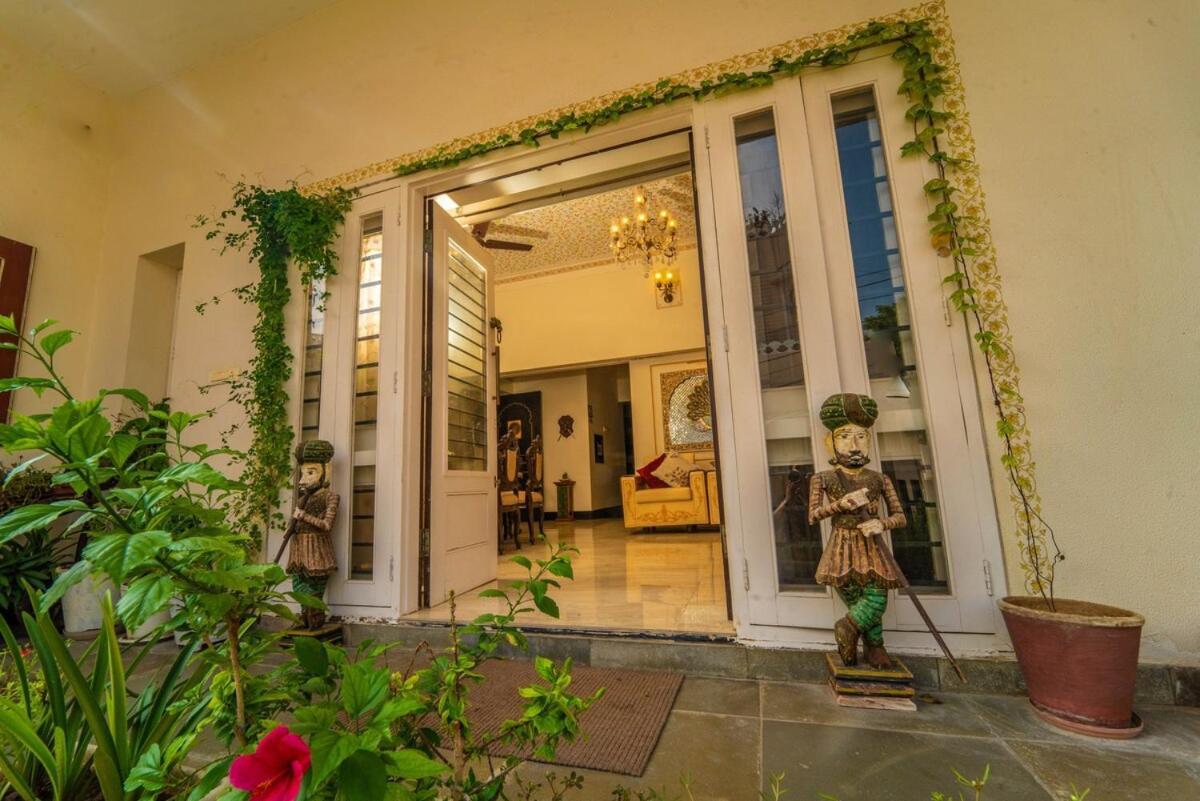 Santosh Villa - The House Of Antiques And Art Udaipur Dış mekan fotoğraf