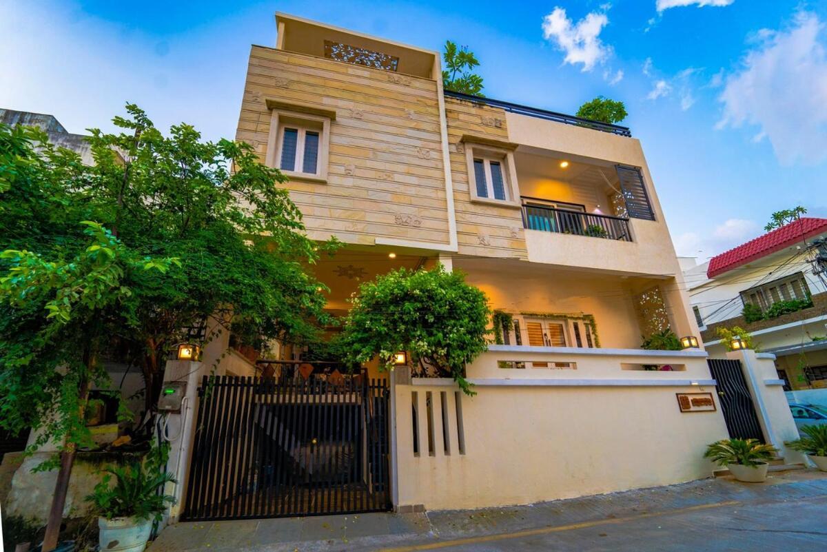 Santosh Villa - The House Of Antiques And Art Udaipur Dış mekan fotoğraf
