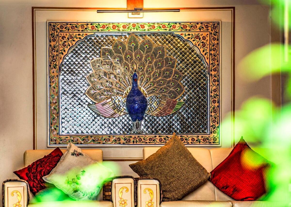 Santosh Villa - The House Of Antiques And Art Udaipur Dış mekan fotoğraf