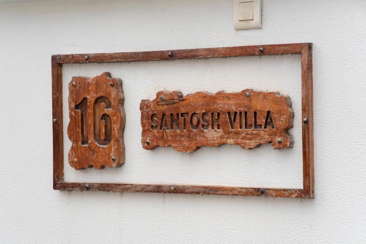 Santosh Villa - The House Of Antiques And Art Udaipur Dış mekan fotoğraf